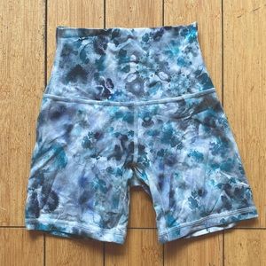 Lululemon 6” Align Shorts